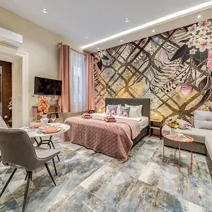 https://budapest-magic-exotic-in-downtown.inbudapesthotels.com